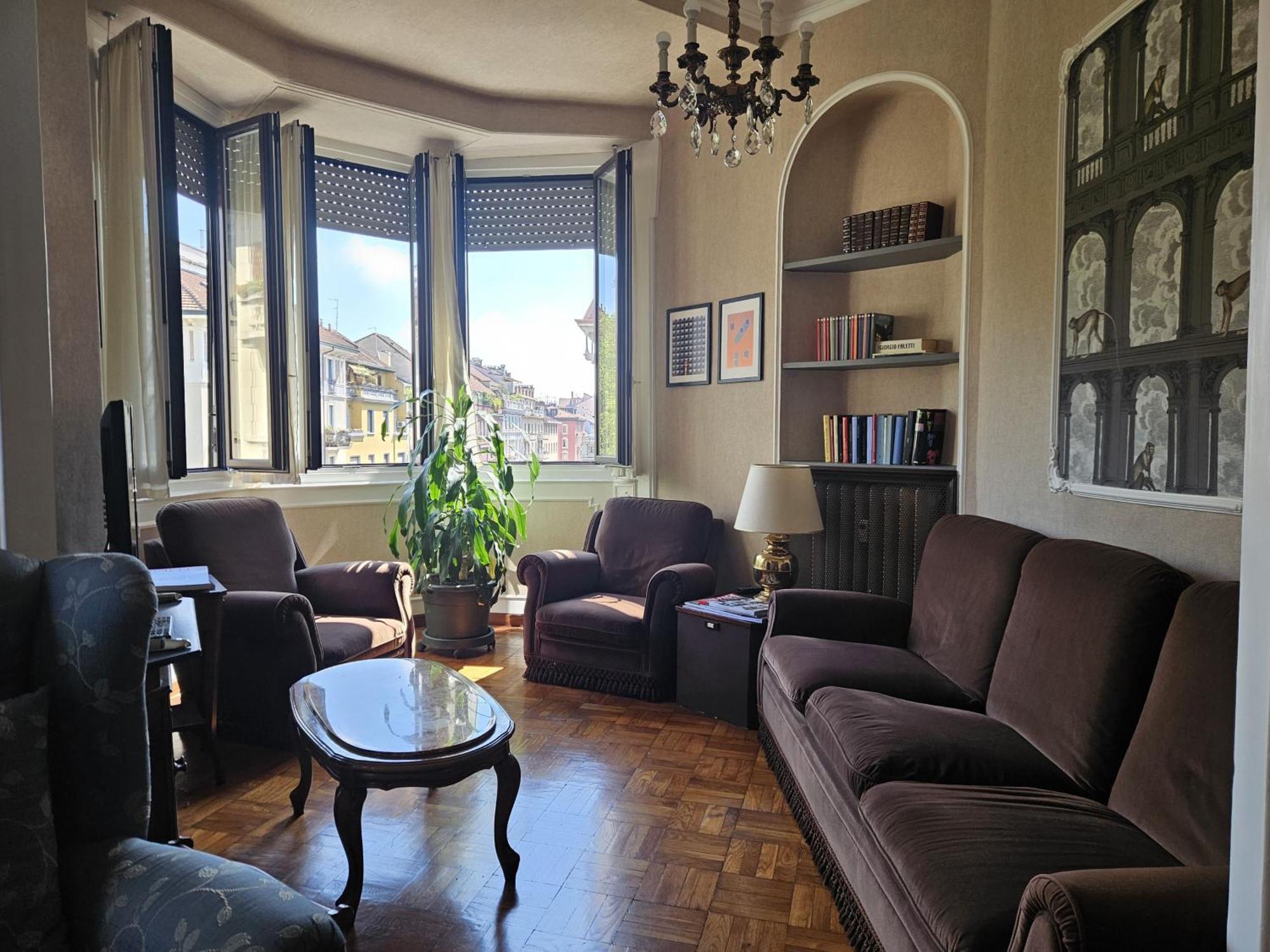 Homegallery - Elegante Appartamento Milanese Exteriér fotografie